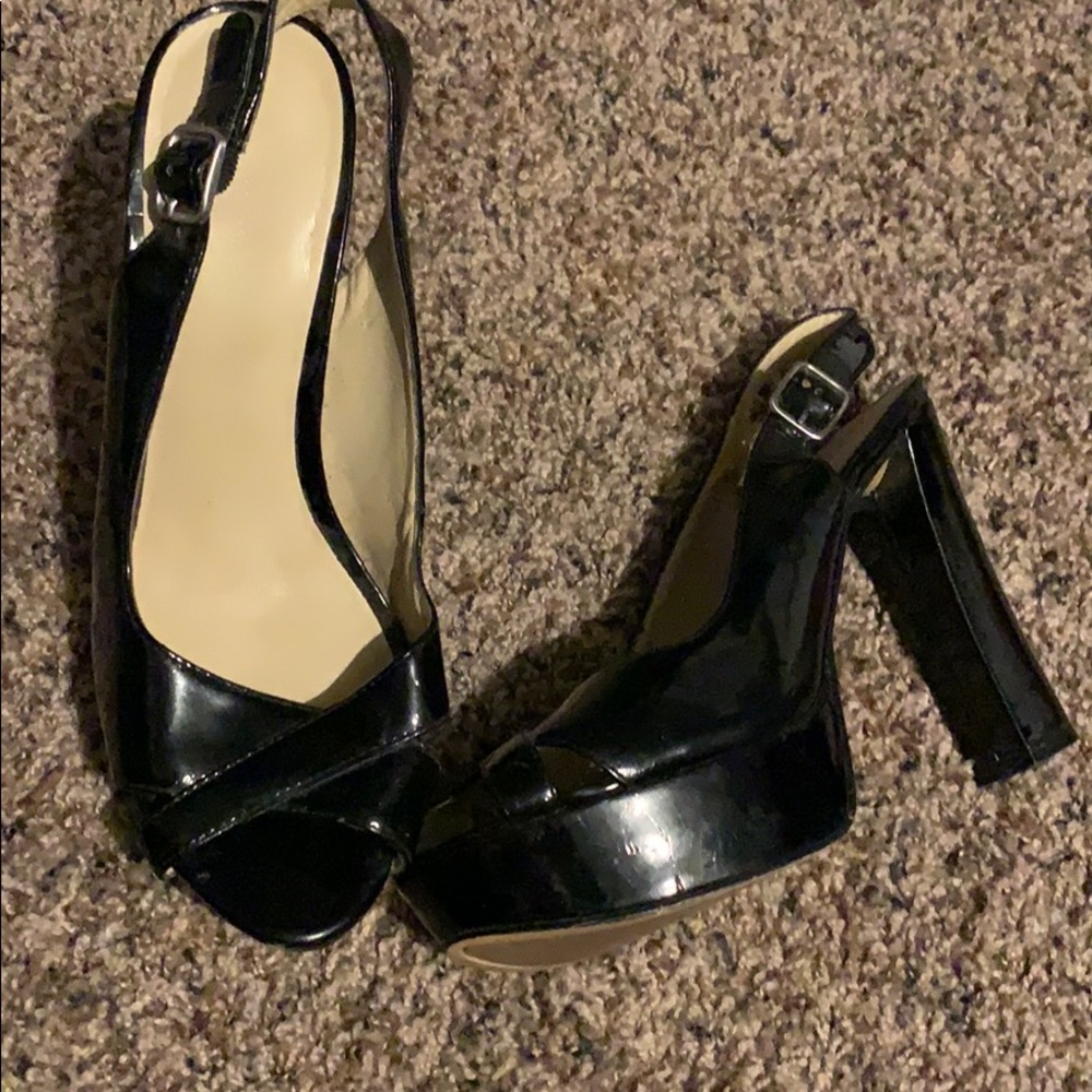 Nine West hills